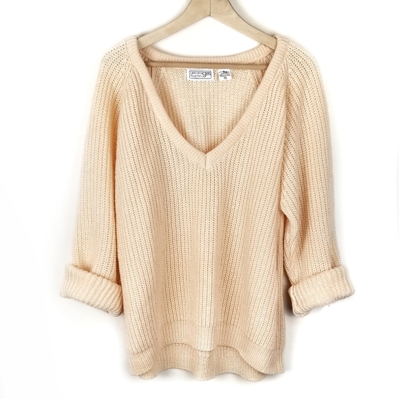 Vintage Sweaters - Vintage V-Neck Chunky Knit Sweater Peach Medium